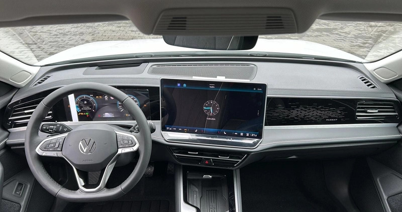 Volkswagen Passat cena 229910 przebieg: 1, rok produkcji 2024 z Łomża małe 352